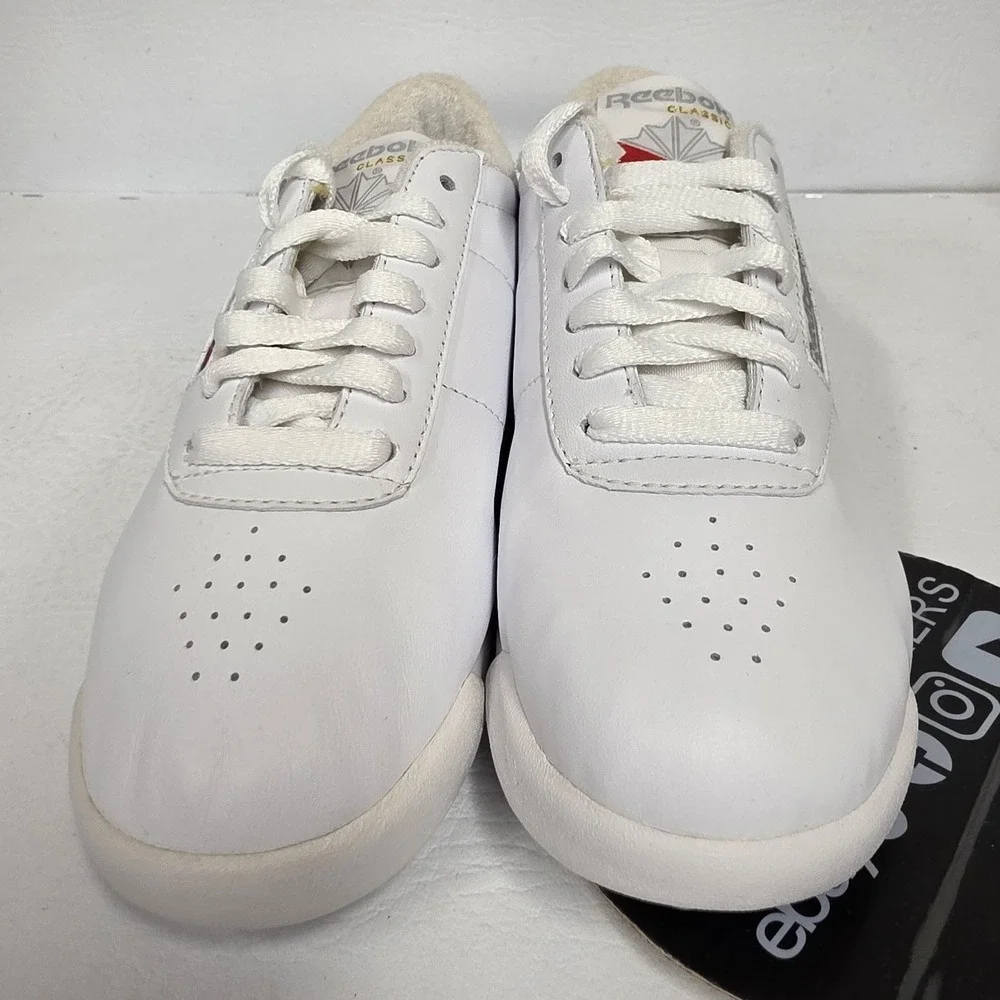 Reebok Princess Classic White Leather Sneakers Womens Size 6 2-1475